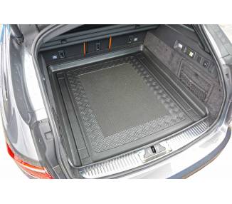 Boot mat for pour Jaguar XF II (X260) Sportbrake à partir de 2017 break 5 portes Aussi le modèle avec systeme de rail