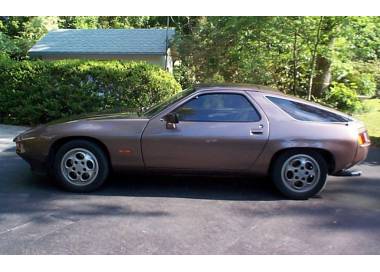 Porsche 928S automatic from 1980-1986 (only LHD)