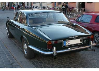 Jaguar XJ 6/12 Serie 2 und 3, Kofferraumteppich