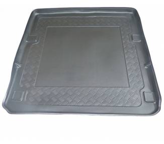 Boot mat for Mercedes Class E W211 Modele T de 2004-2009 avec navi/Tel.