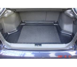 Boot mat for Mitsubishi Carisma de 1999-2001